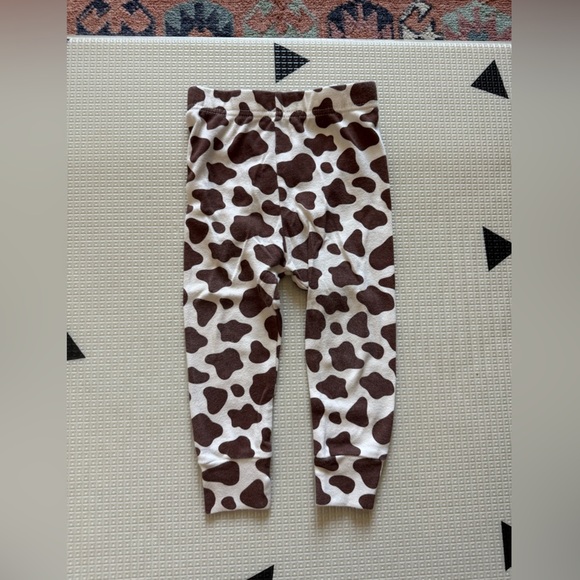 Old Navy|Baby girl/Toddler Brown and White Cow Printed Leggings,size 18-24M•Boho - Picture 1 of 4